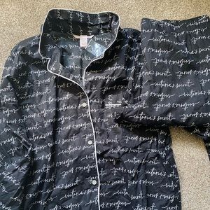 Adorable NWT Victoria’s Secret Pajama Set